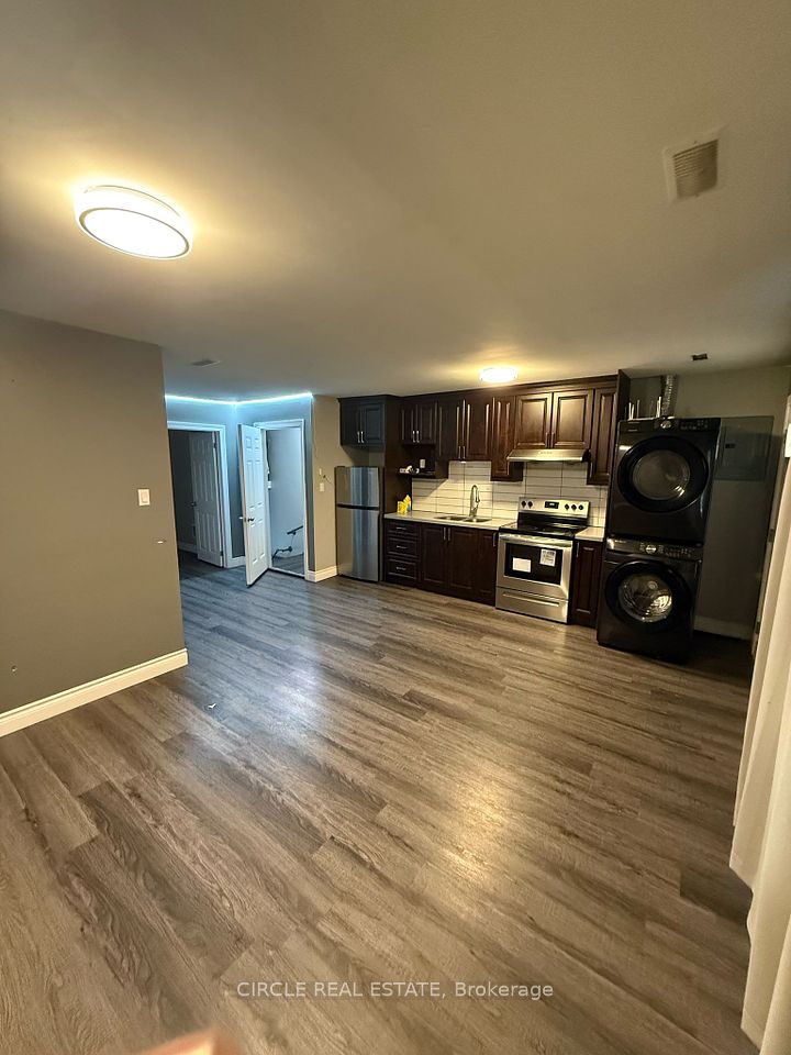 2811 Lake Shore Boulevard, Toronto, ON M8V 2X8