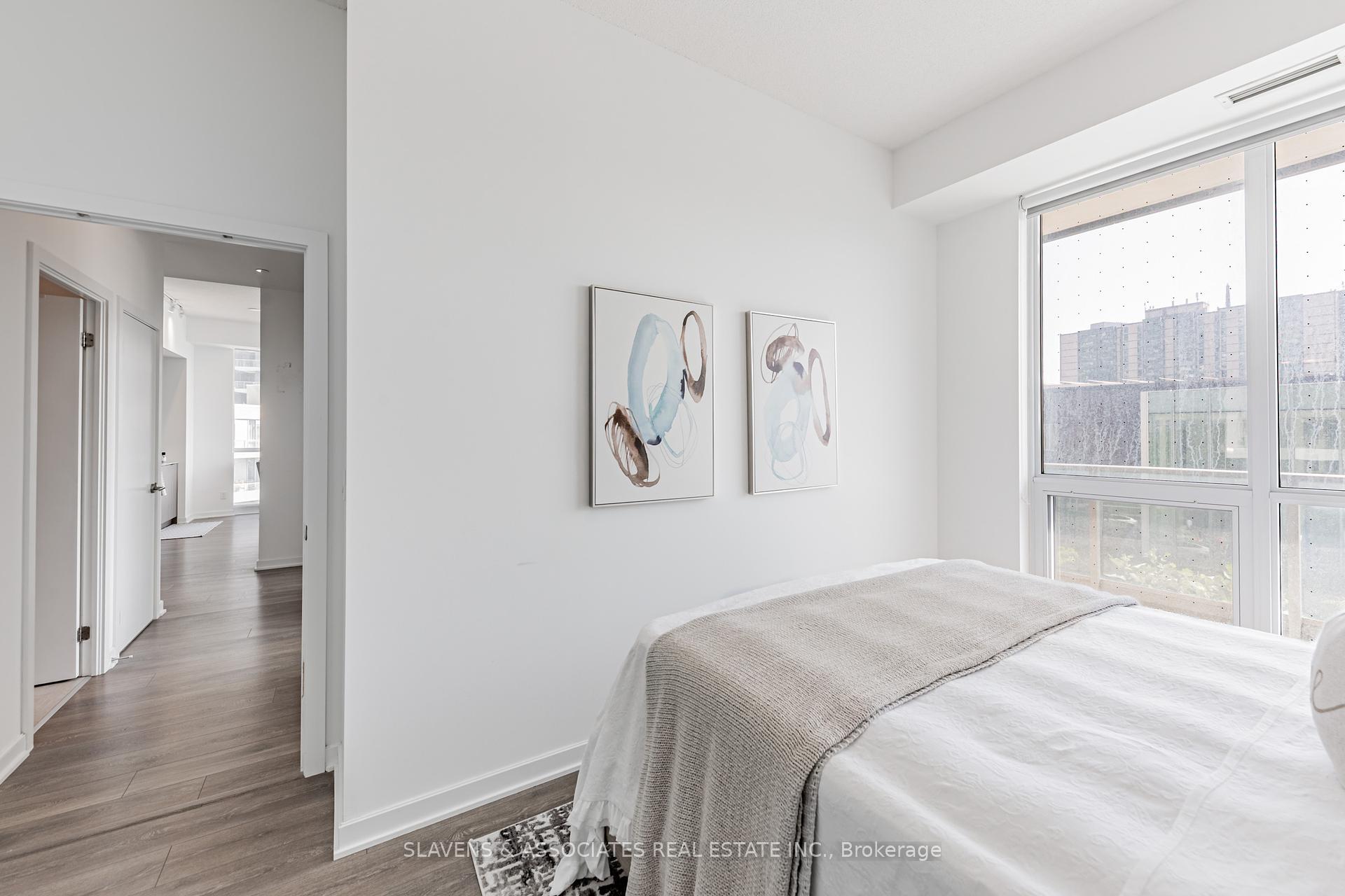 3 Bedrooms Condo at 38 Forest Manor, Toronto For sale