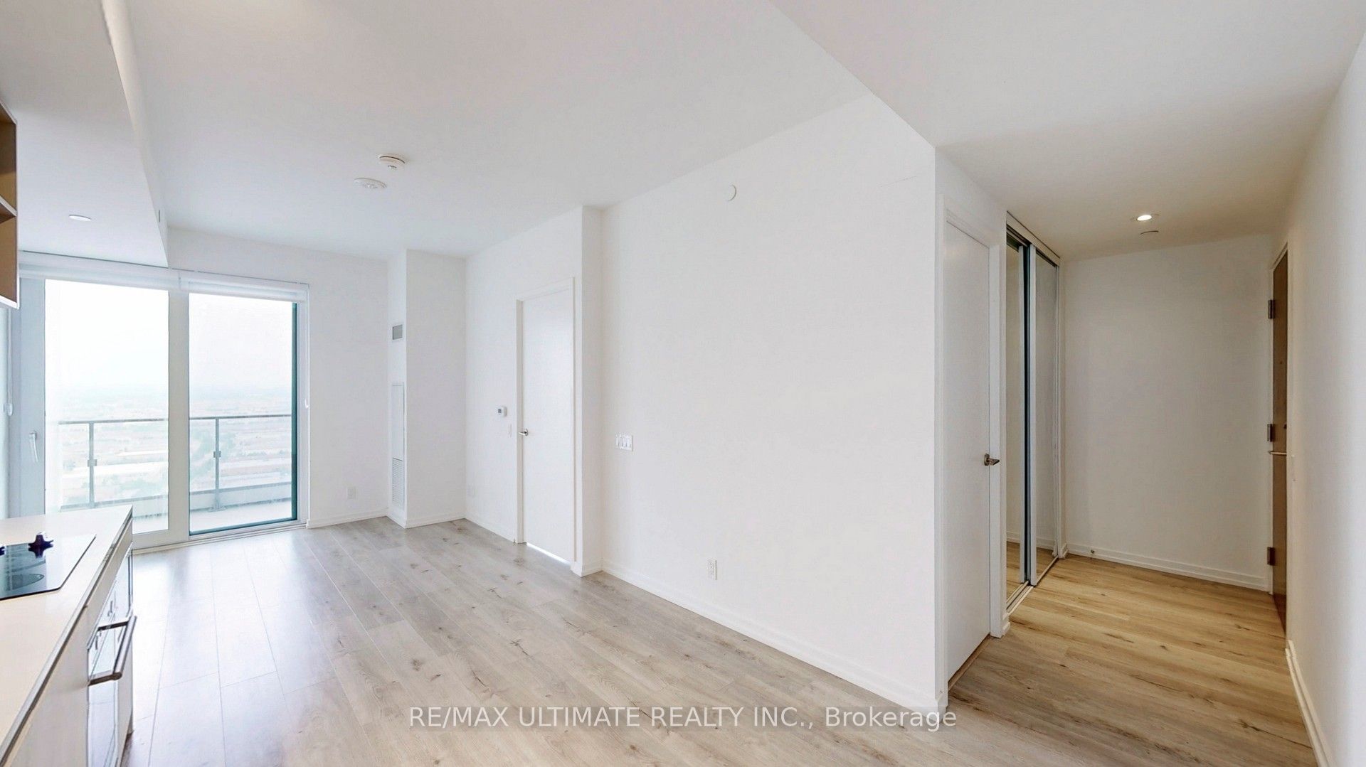 1000 Portage Parkway, #3701