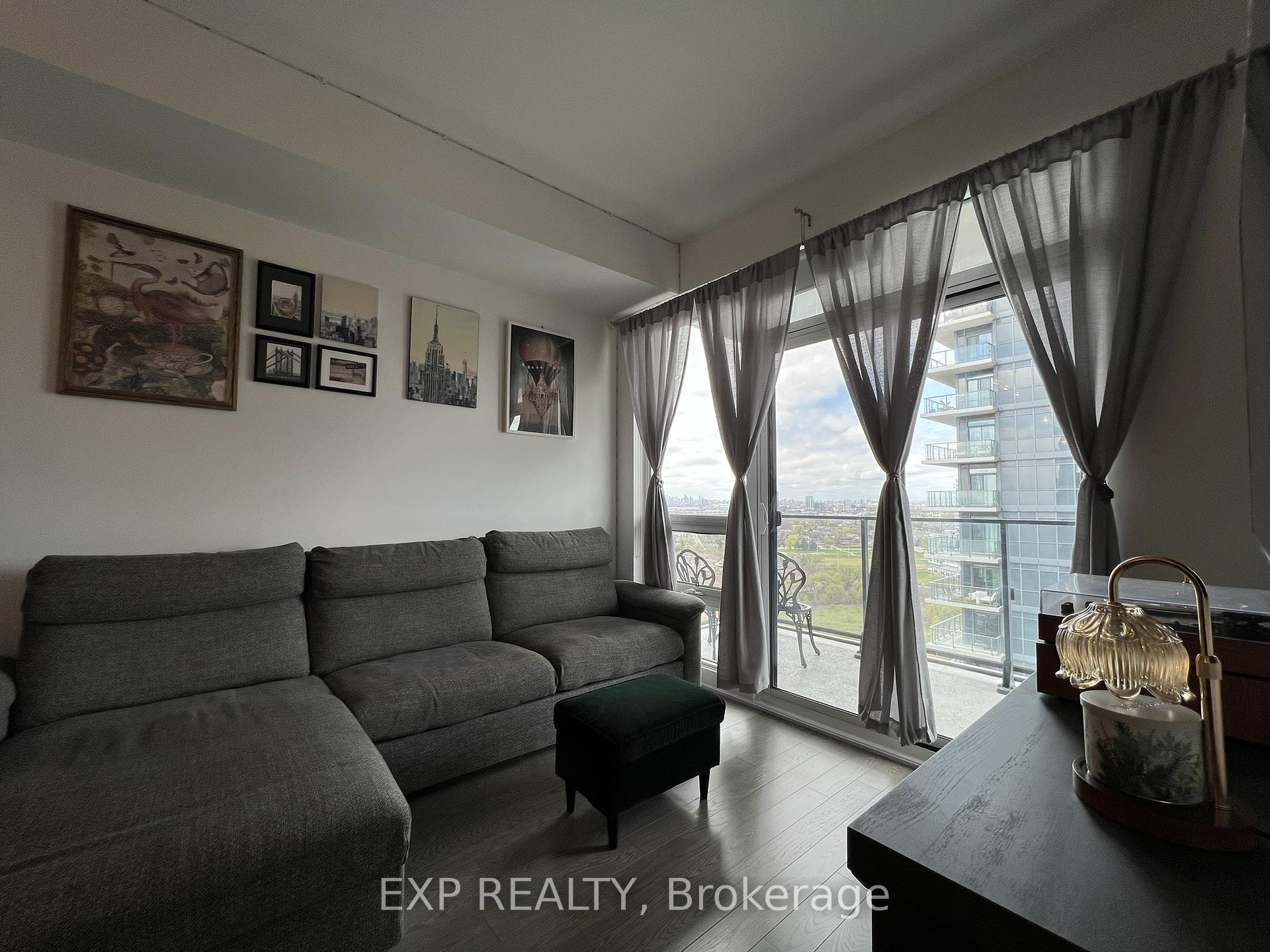 1 Bedroom Condo at 2212 Lake Shore,  Toronto For sale