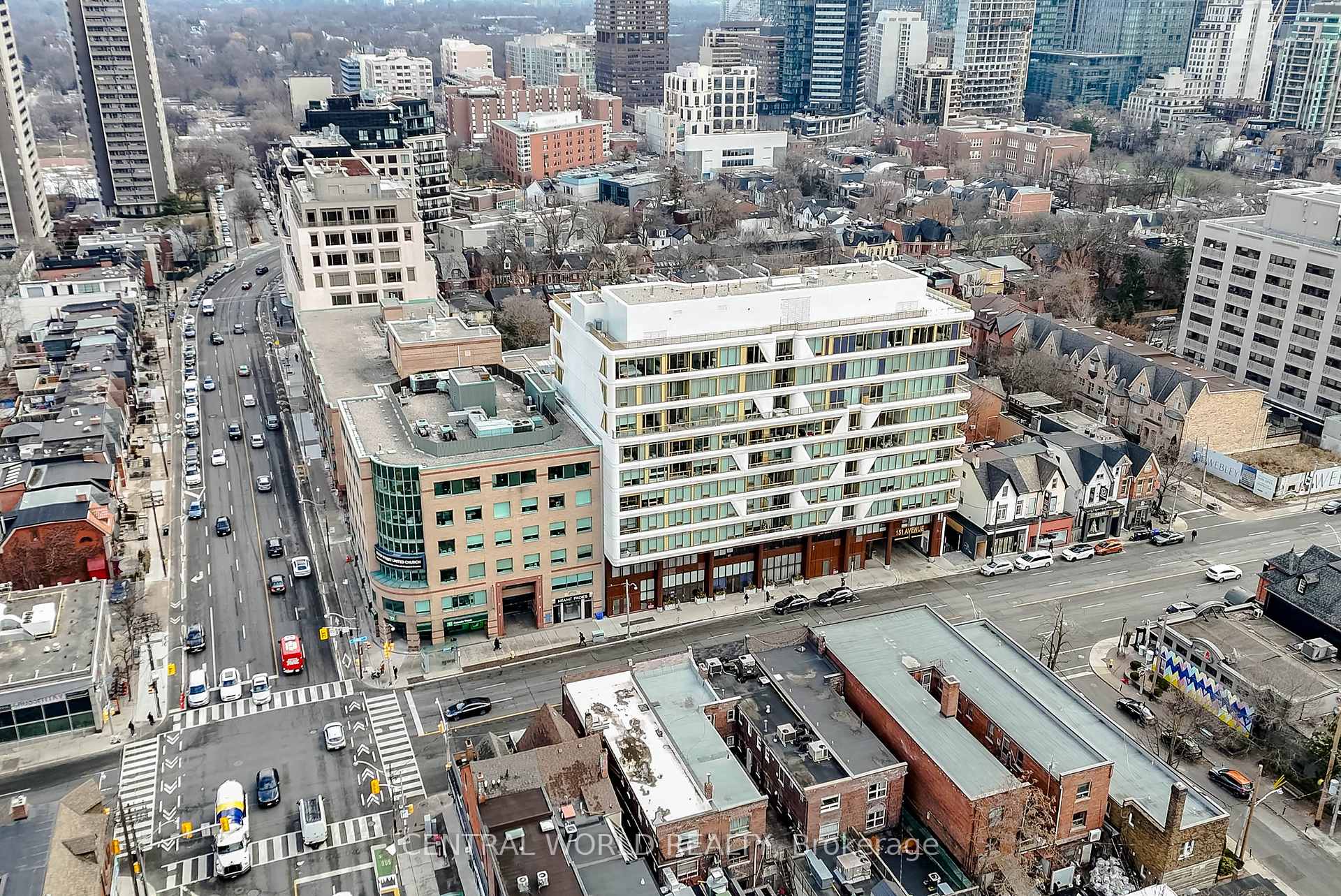 2 Bedrooms Condo at 151 Avenue,  Toronto For sale