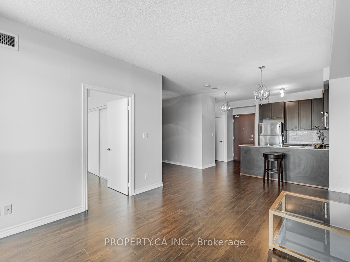 2 Bedrooms Condo at 1328 Birchmount, Toronto For sale