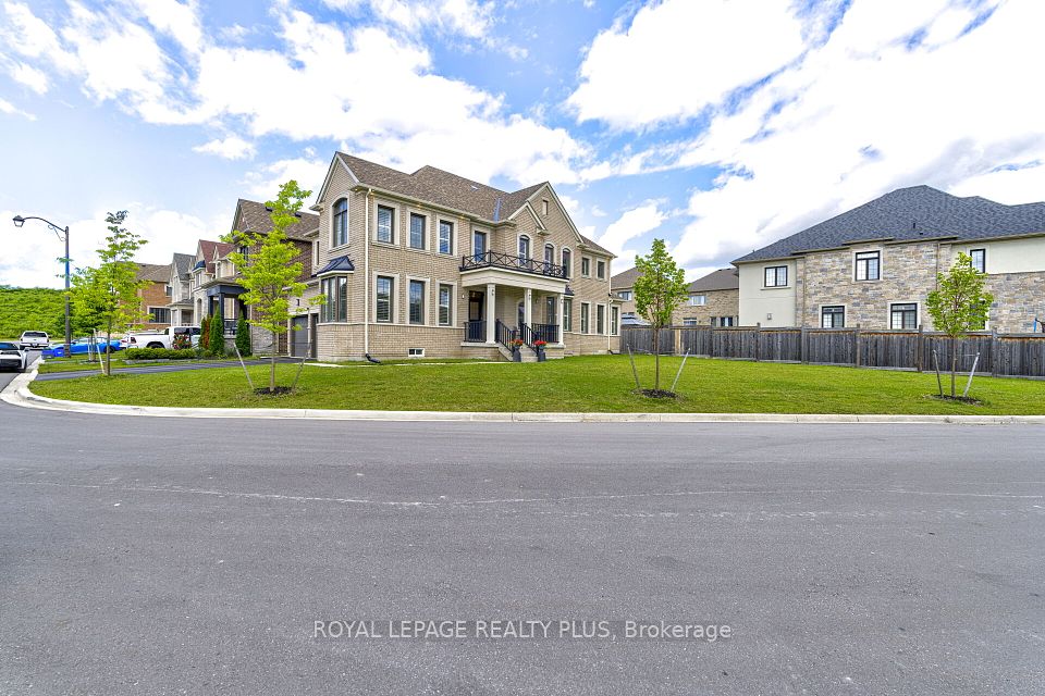 #cres - 67 Tesla Crescent, East Gwillimbury, ON L9N 0T3