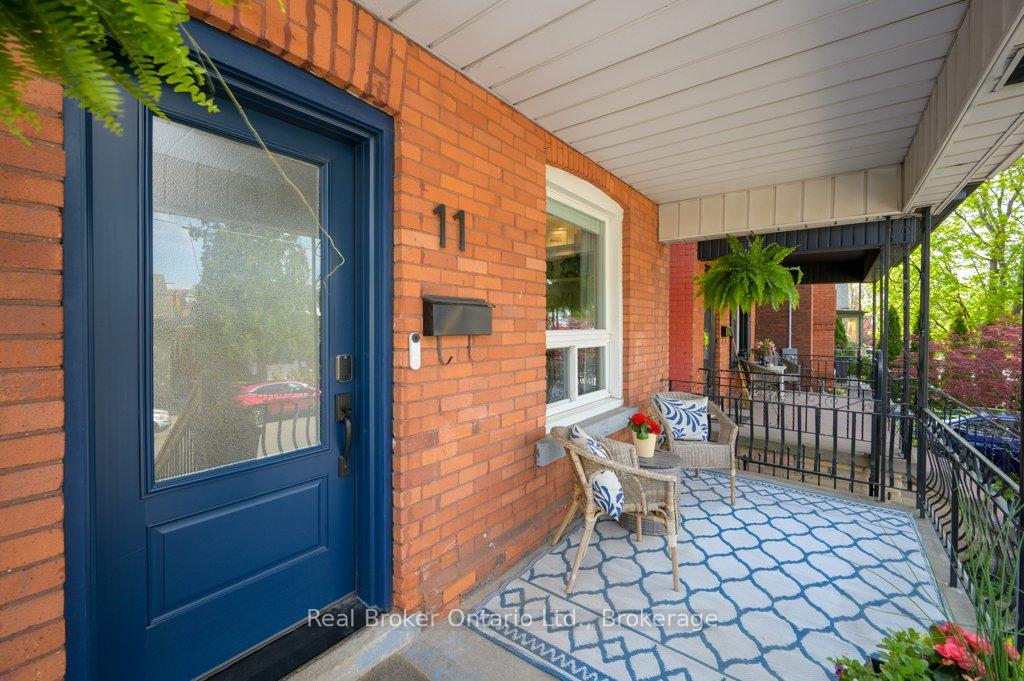 11 Melbourne Street, Hamilton, ON L8P 2A4