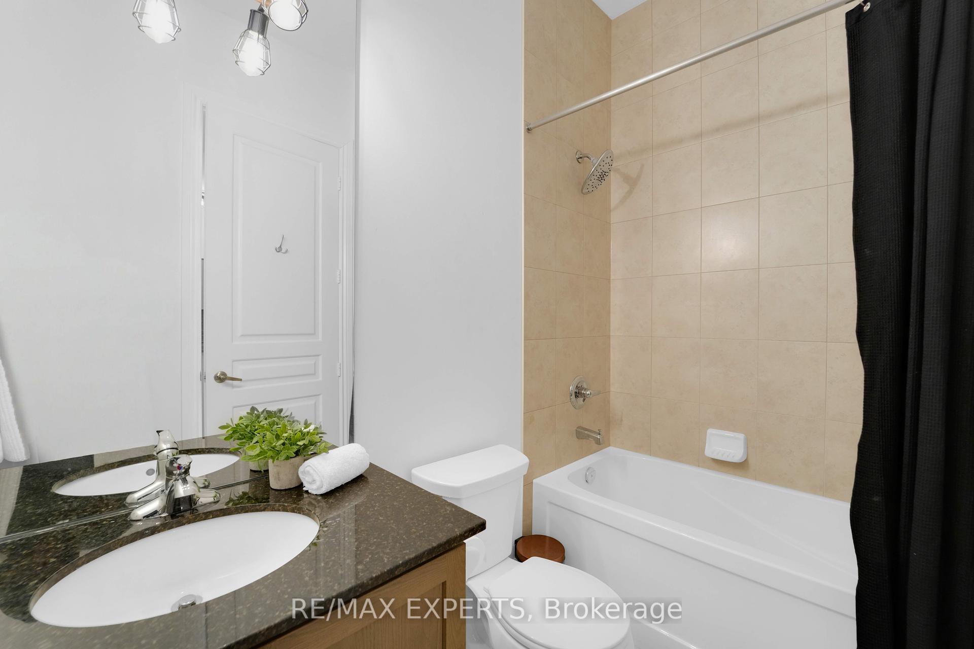 1 Bedroom Condo at 9255 JANE,  Vaughan For sale