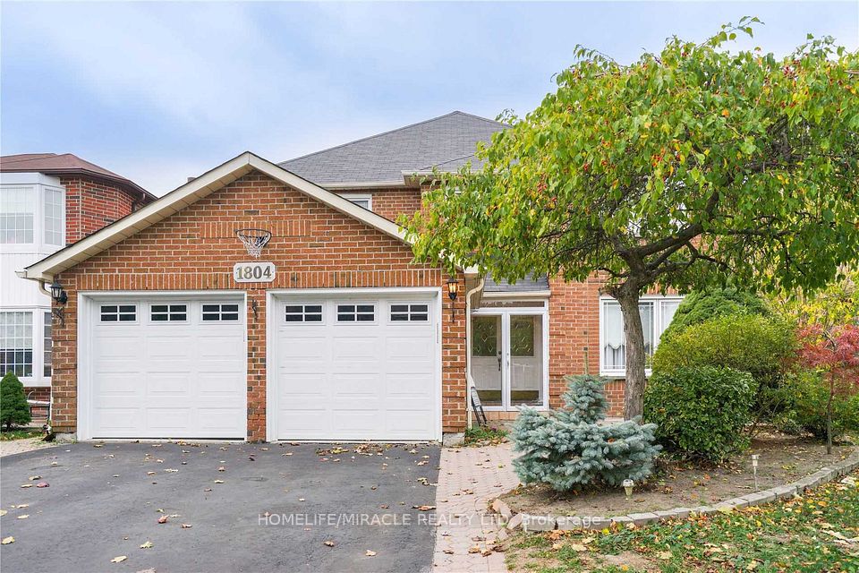 1804 Forestview
