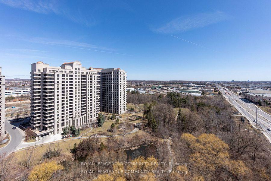 2 Bedrooms Condo at 9225 Jane, Vaughan For sale