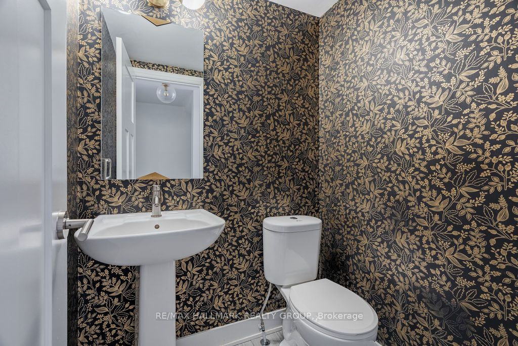 48 Holmwood Avenue, #12