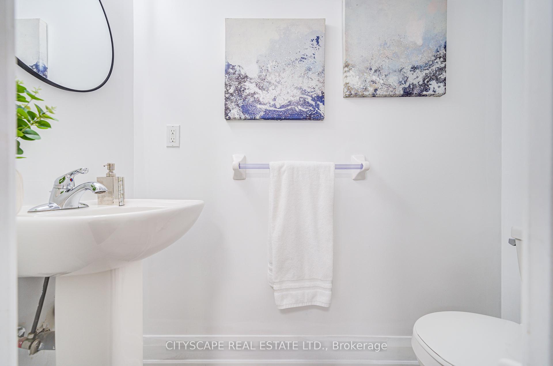 3 Bedrooms Condo at 16 Foundry, Toronto For sale