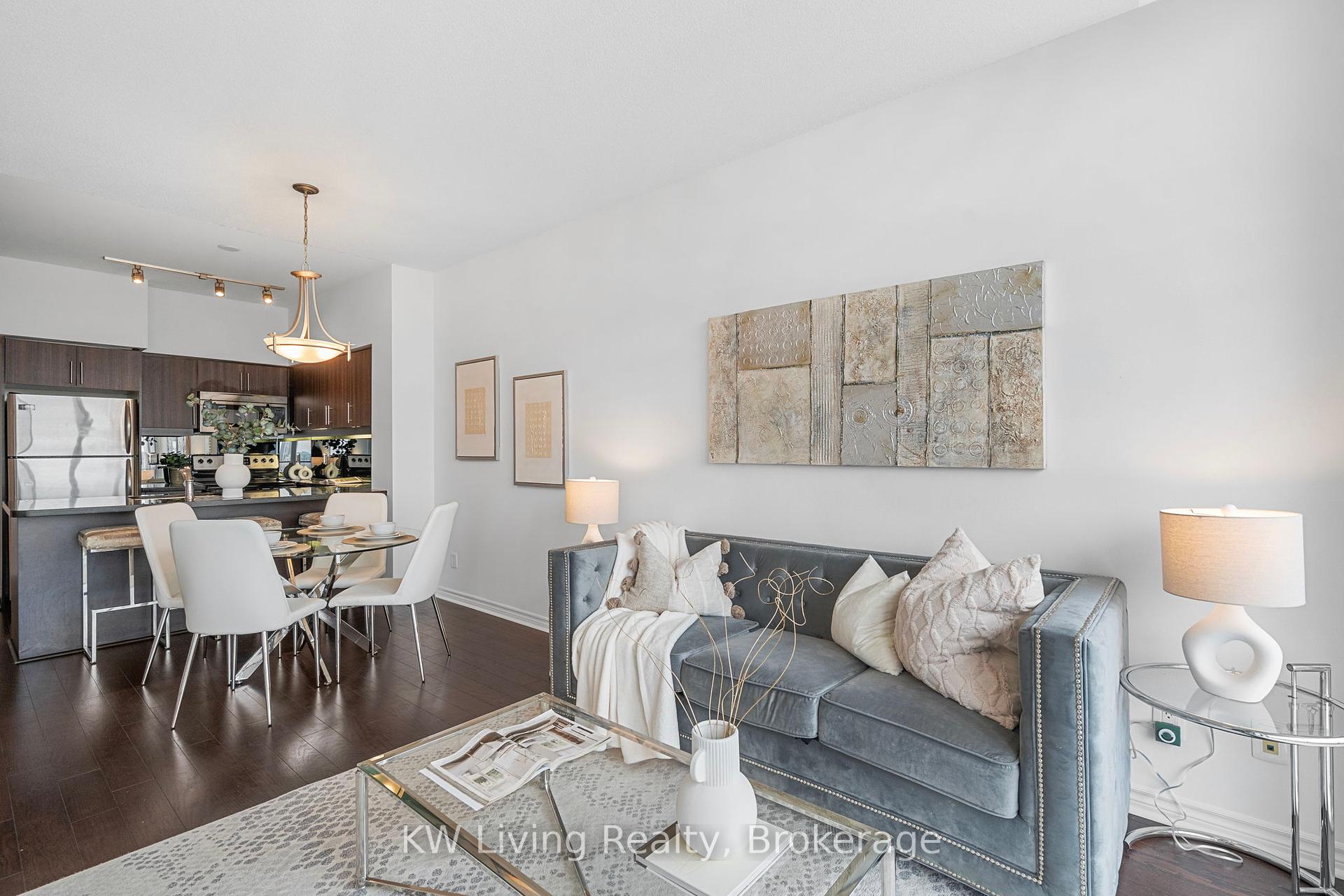 2 Bedrooms Condo at 2885 Bayview, Toronto For sale