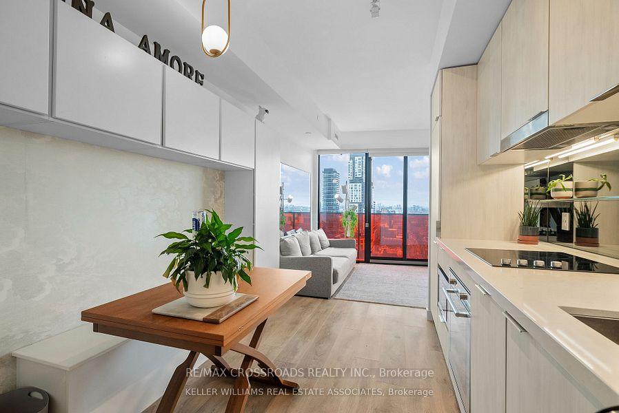 3 Bedrooms Condo at 215 Queen, Toronto For sale