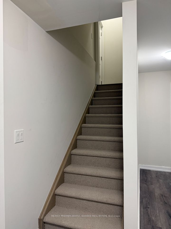 https://trreb-image.ampre.ca/D7Nl4REwSEniaahhCLHc6EzKow9KVxiWc884UdFd0U4/rs:fit:960:960/wm:.5:so:0:50:.4/wmsh:10/wmt:PHNwYW4gZm9yZWdyb3VuZD0nd2hpdGUnIGZvbnQ9JzY4Jz5SRS9NQVggUFJFTUlFUiBBTUFUVUwgV0FIRUVEIFJFQUwgRVNUQVRFLCBCcm9rZXJhZ2U8L3NwYW4-/L3RycmViL2xpc3RpbmdzLzQxLzAyLzA4LzA0L3AvYmRjZTI1YzUtYTkxZS00NGZkLThjNDMtNTg0ZWE3NWJkOGFmLmpwZw.jpg