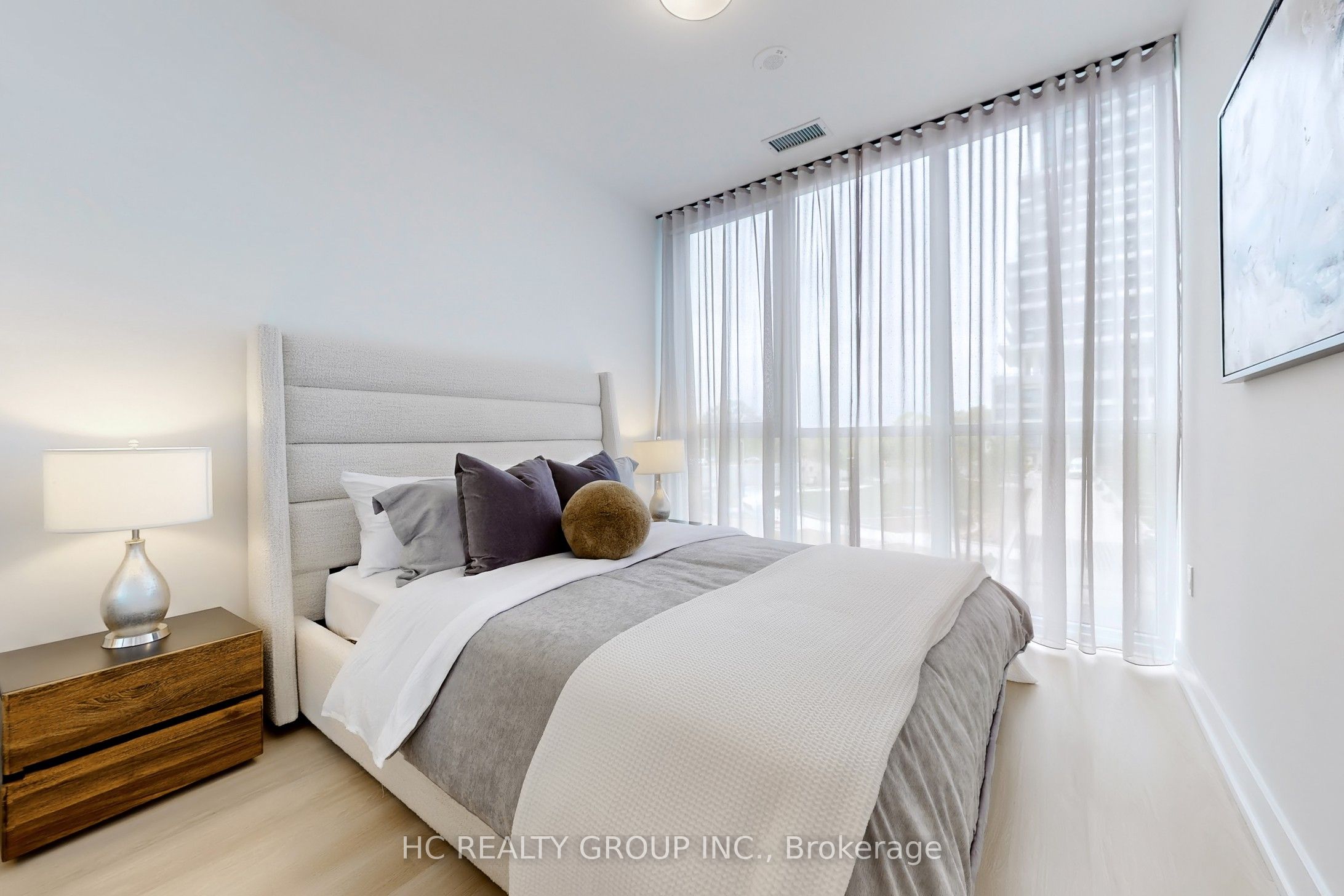 30 Inn On The Park Drive, #222