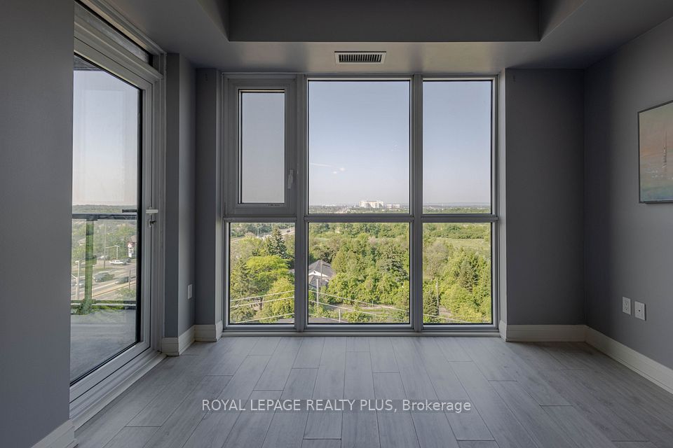 #701 - 509 Dundas Street, Oakville, ON L6M 1L9