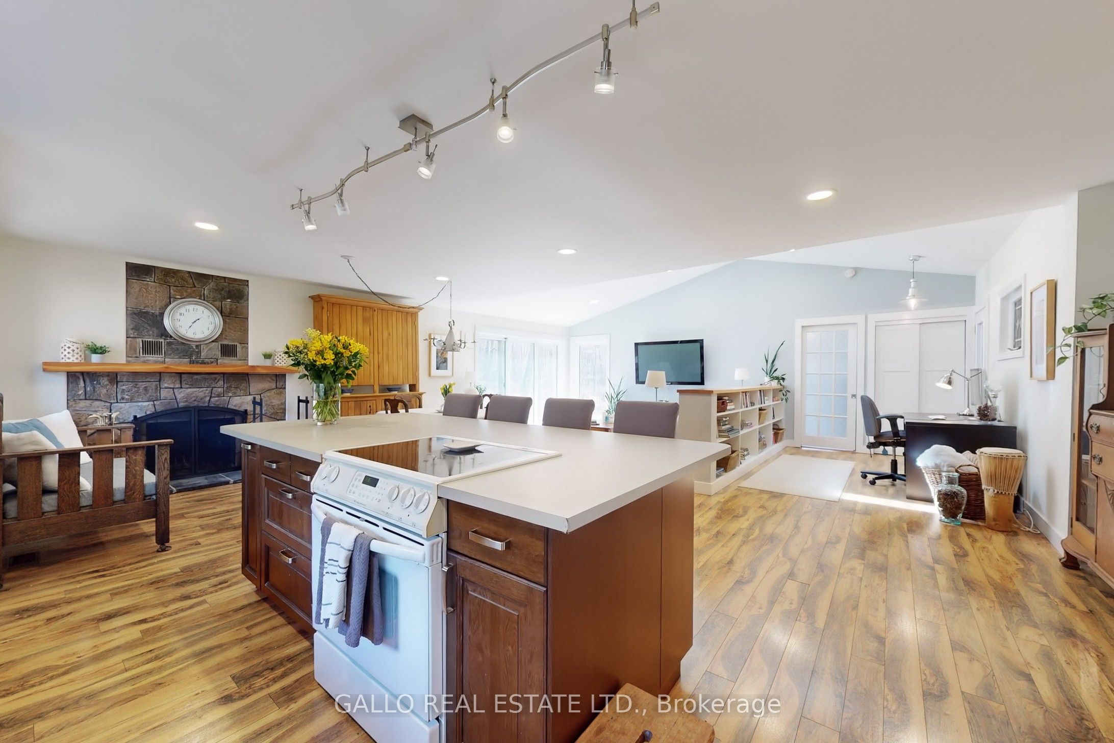 15380 MCCOWAN Road