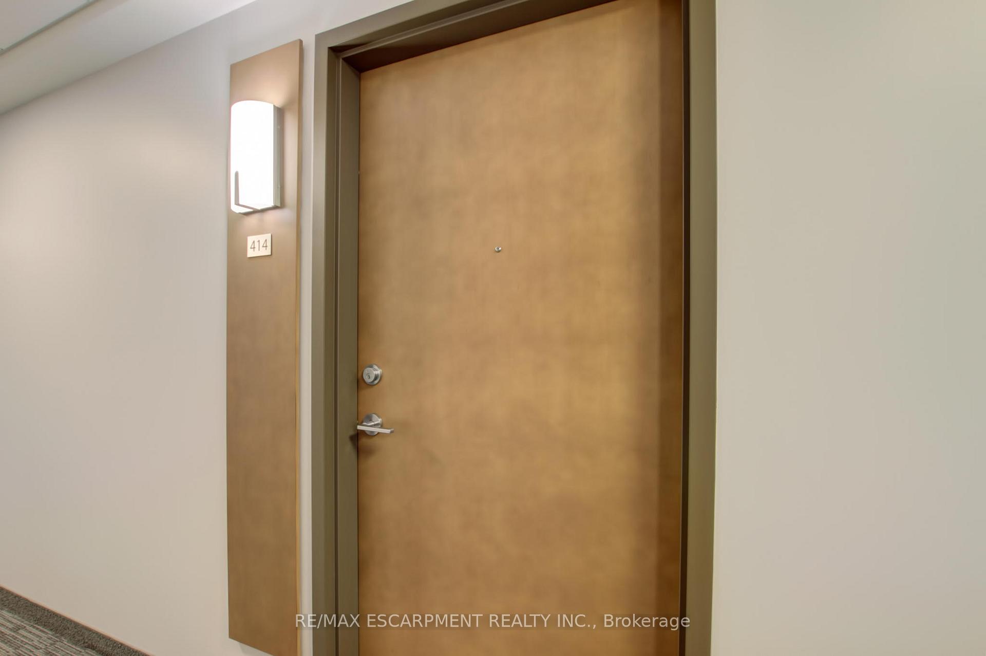 1 Bedroom Condo at 320 Plains, Burlington For sale