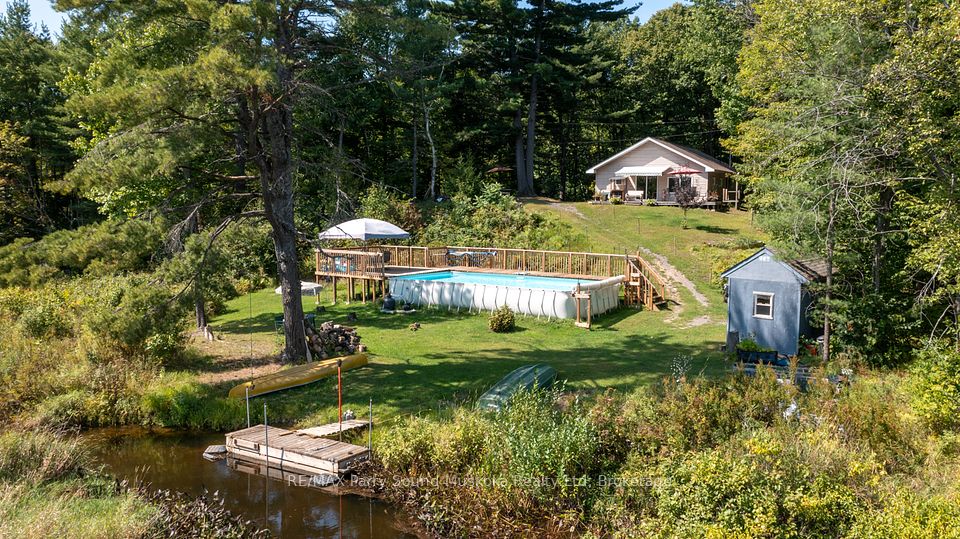 7 BLACKSTONE LAKE