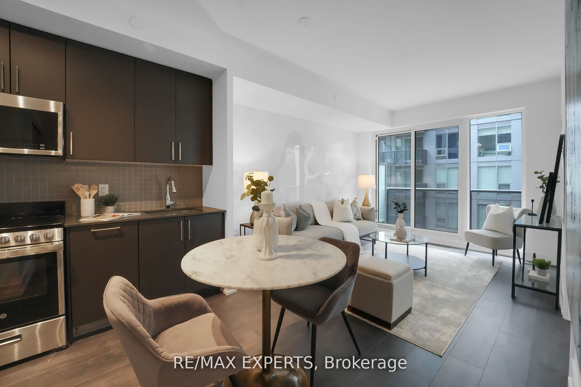 2450 Old Bronte Road 324