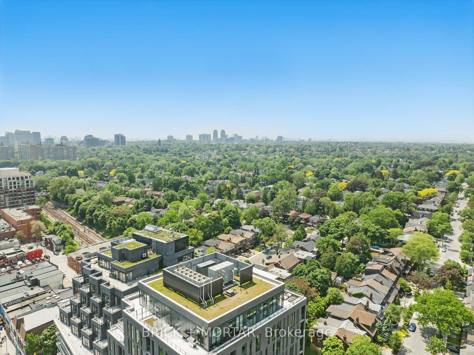 2 Bedrooms Condo at 1 Hillsdale, Toronto For sale