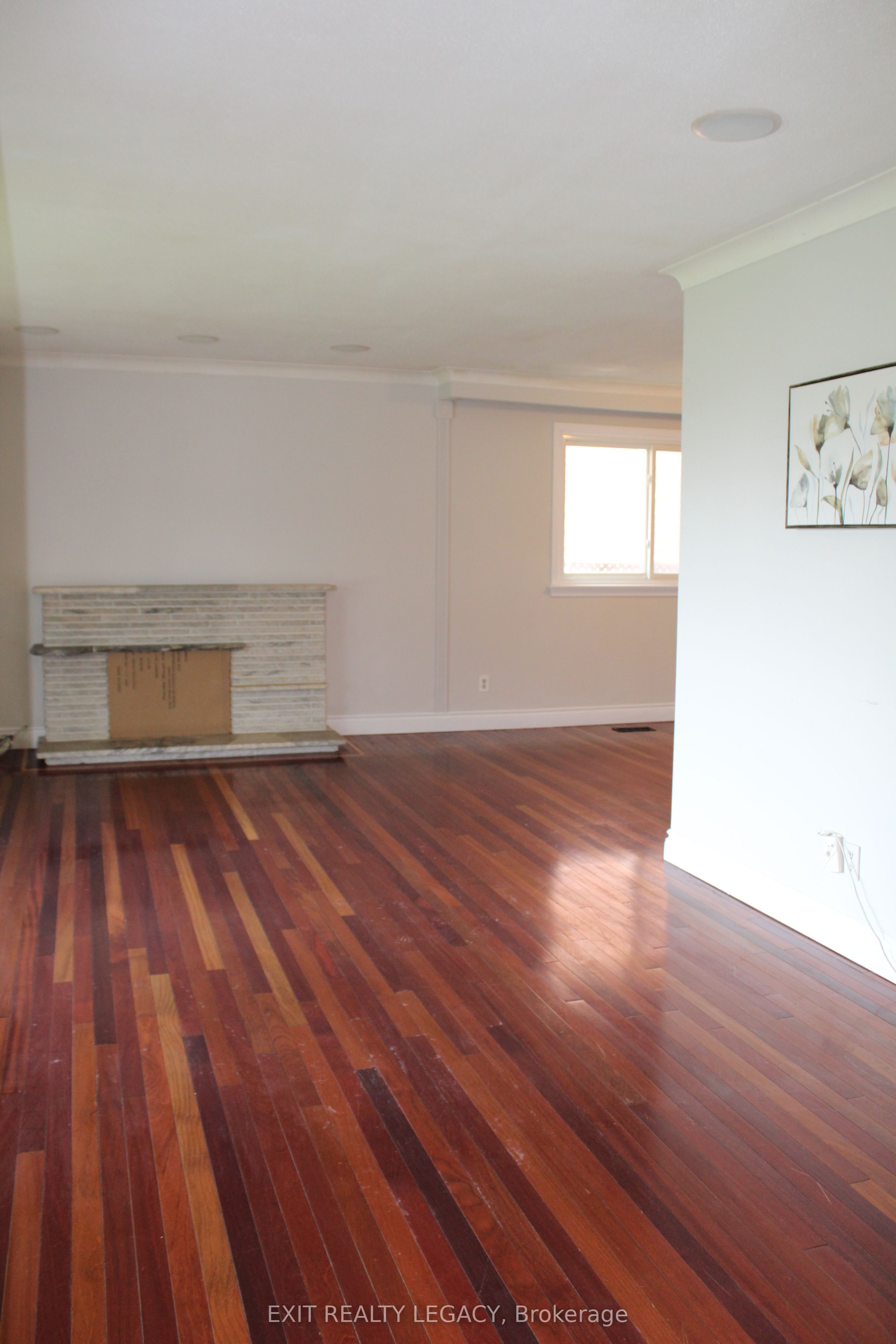 89 Bond Crescent