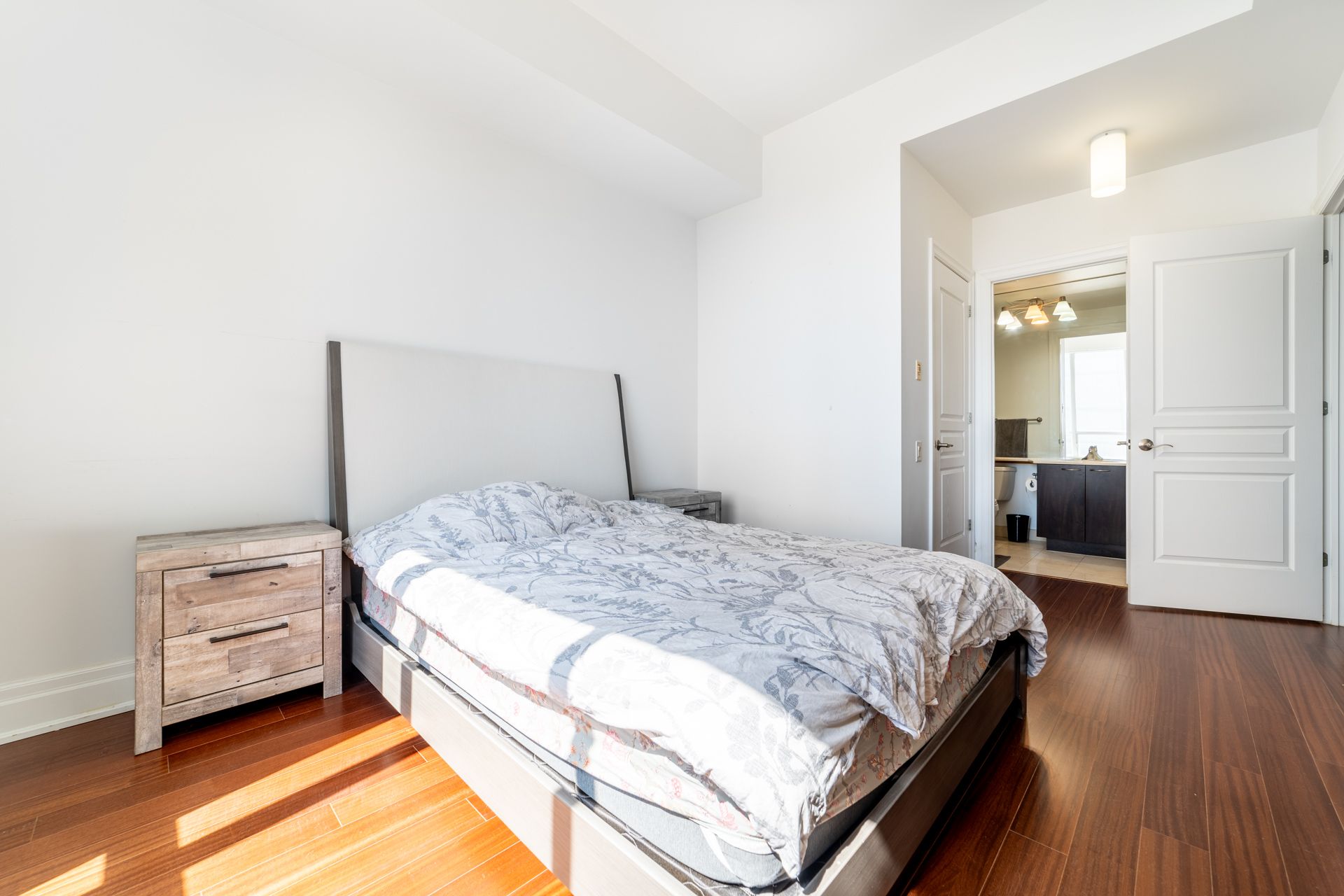 777 Steeles Avenue W LPH9