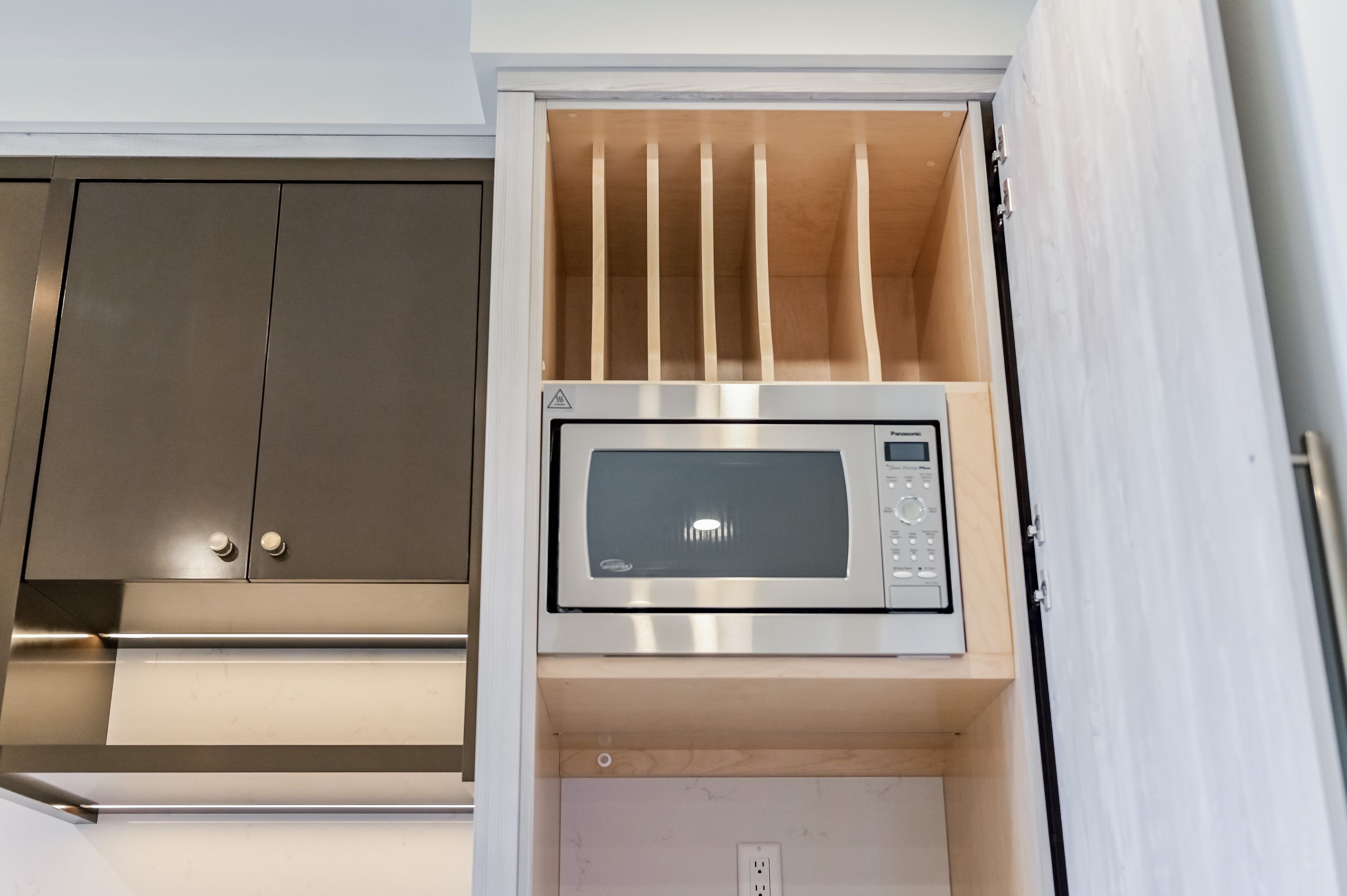 6523 Wellington 7 Road 402