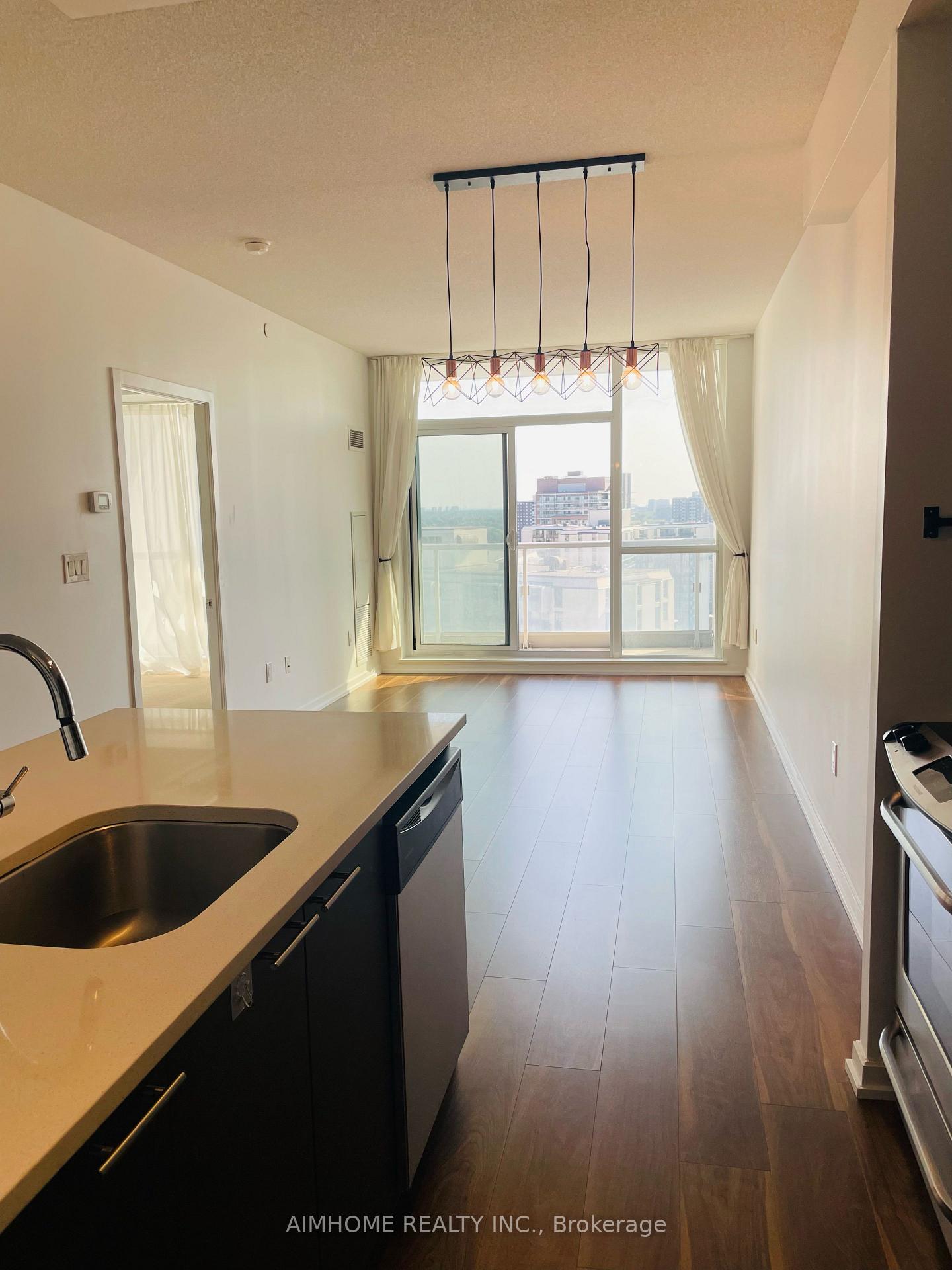 2 Bedrooms Condo at 66 Forest Manor, Toronto For sale