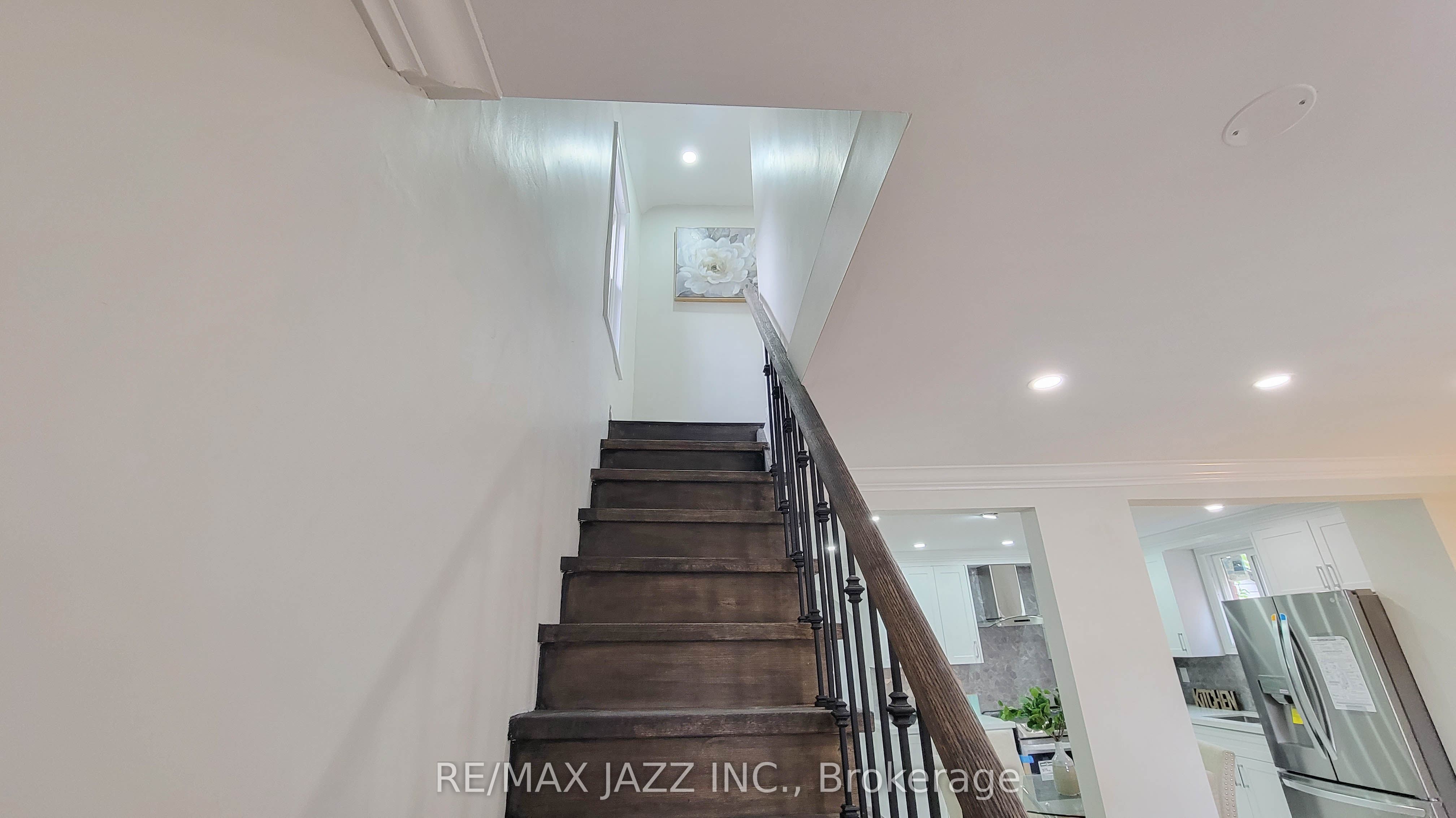 7 Maple Street
