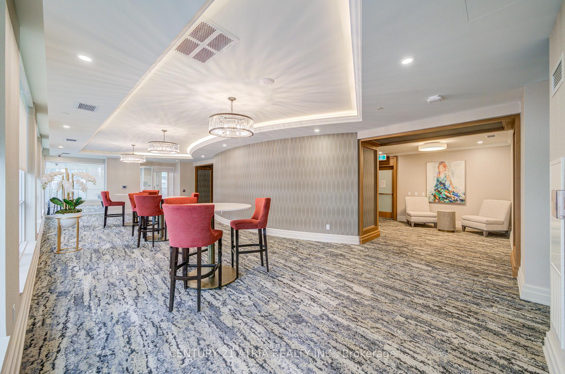 2 Bedrooms Condo at 36 Elm,  Mississauga For sale