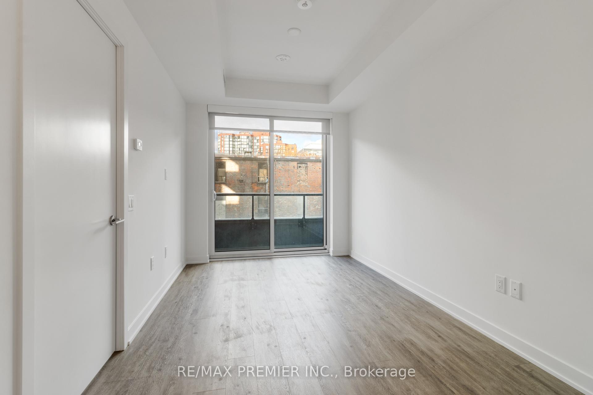 1 Bedroom Condo at 9 Tecumseth, Toronto For sale