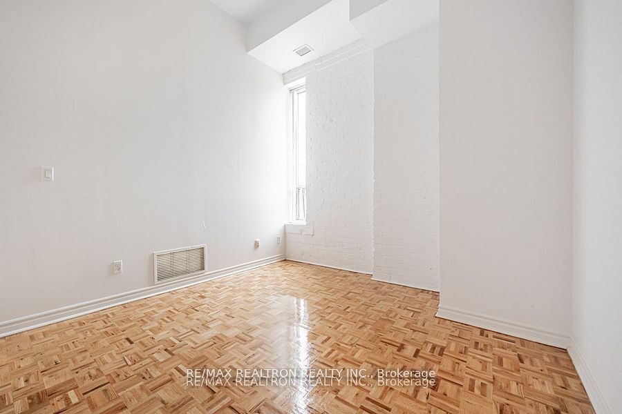 1401 Dupont Street, #125