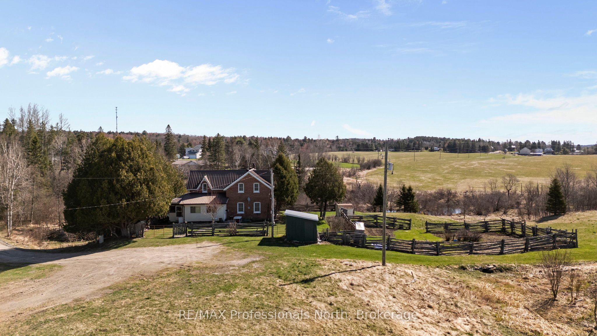 67 Bittschwamm Road, Magnetawan, ON P0A 1P0