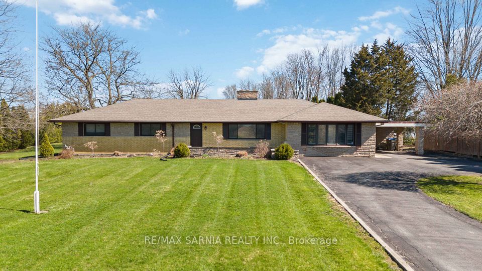 8366 Townsend Line