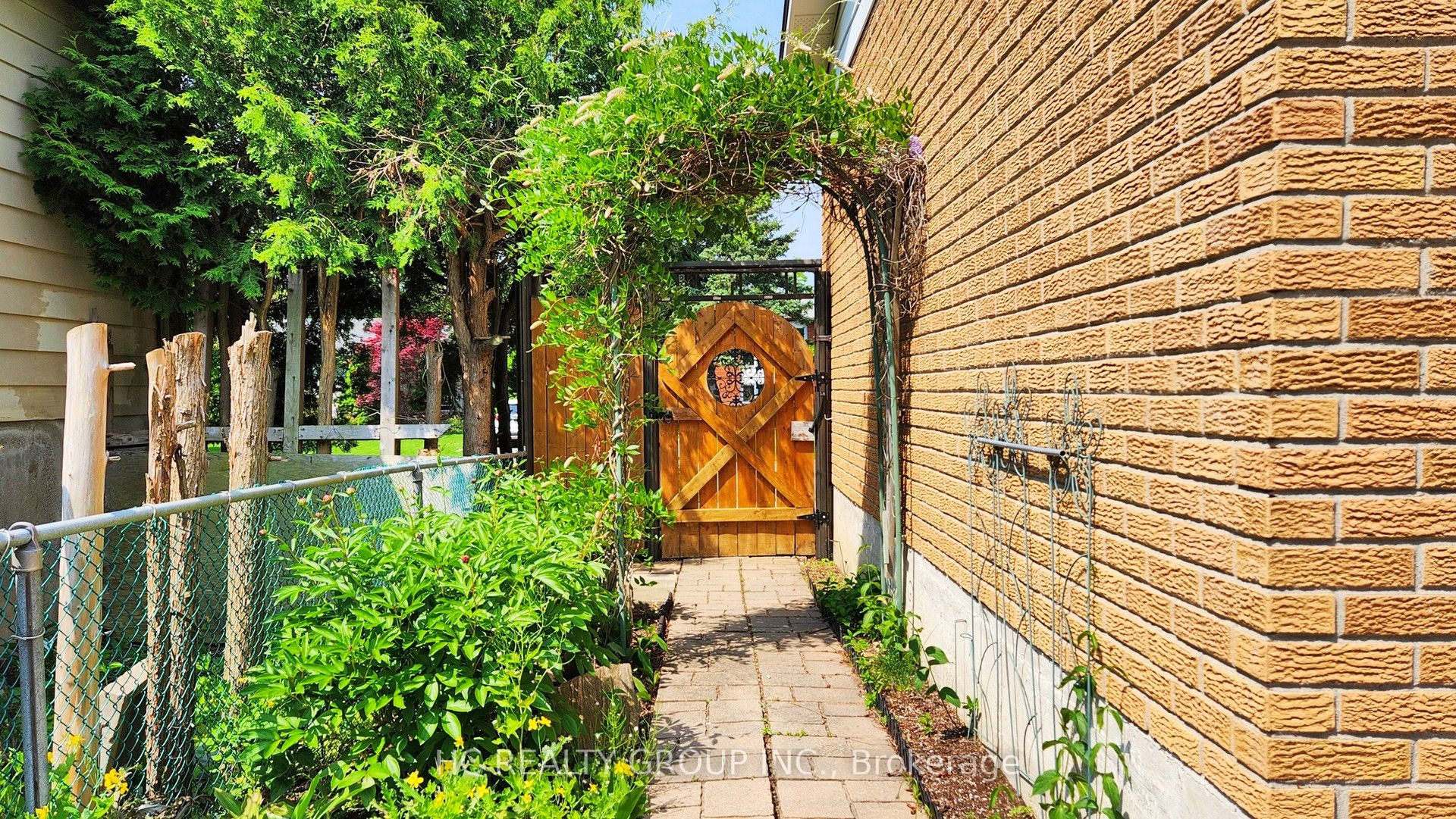 21 SIR CONSTANTINE Drive