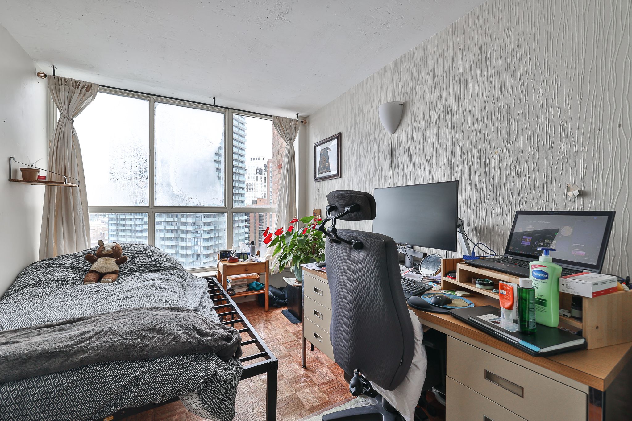 44 St Joseph Street 2202