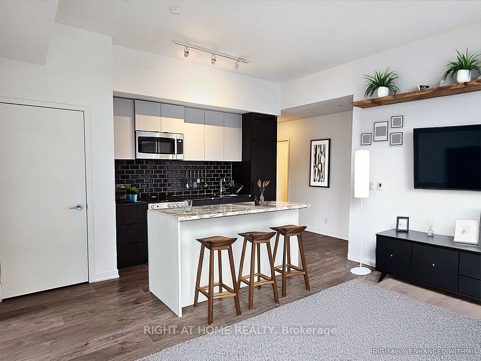 285 Dufferin