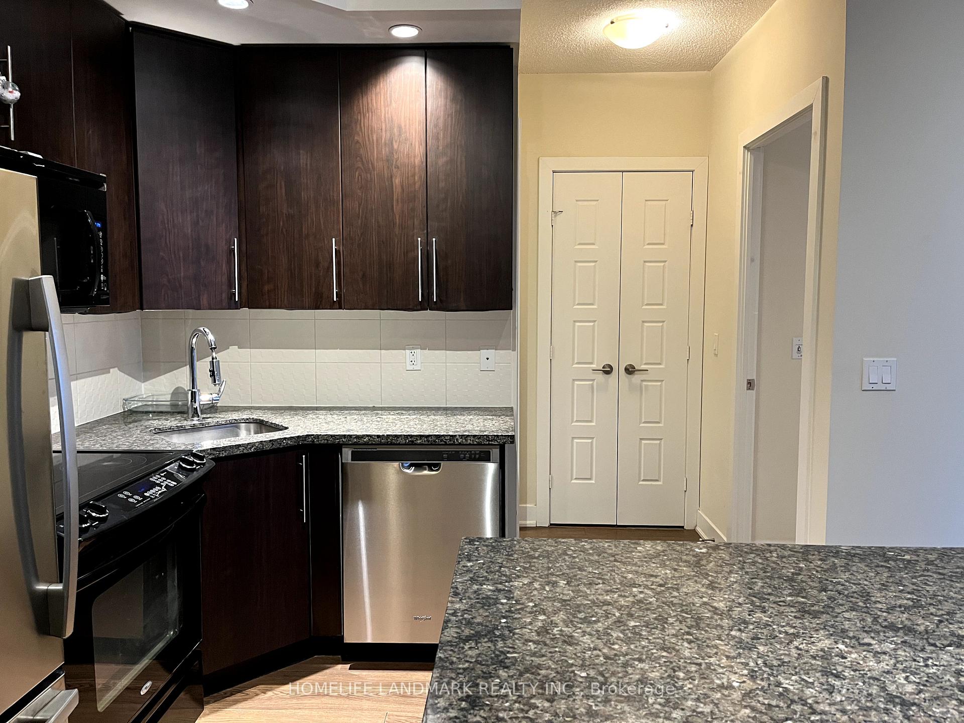 1 Bedroom Condo at 28 Linden, Toronto For sale