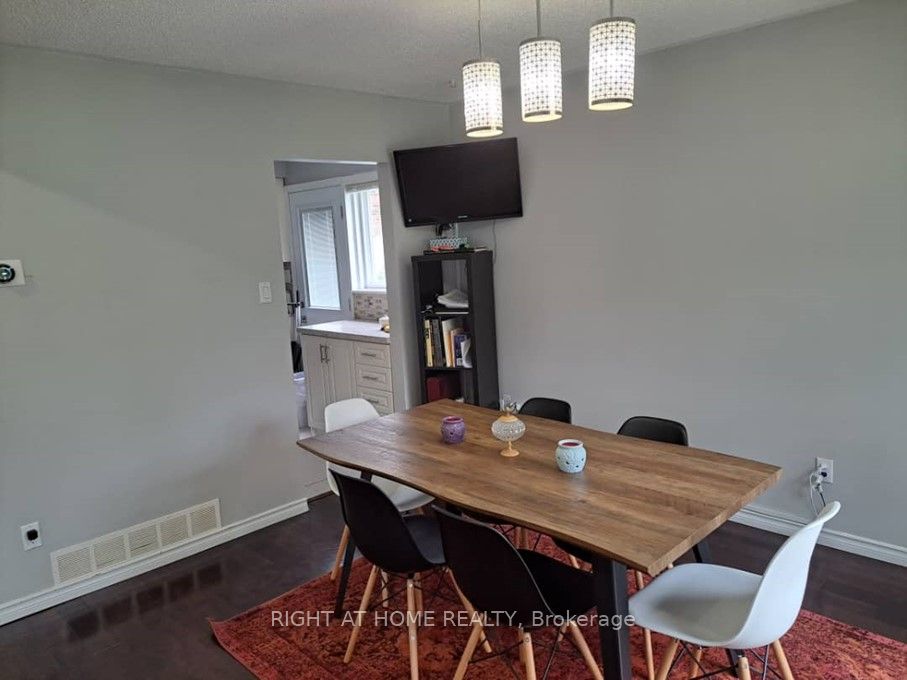 148 Sexton Crescent