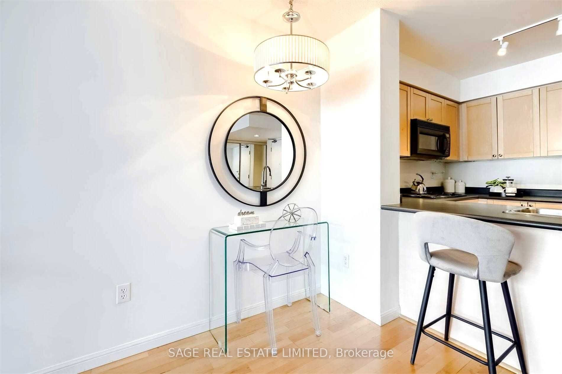 311 Richmond Street E, #605