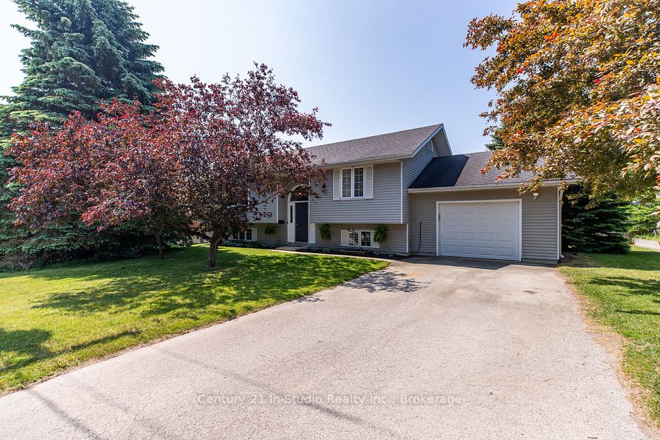 372 St Albert