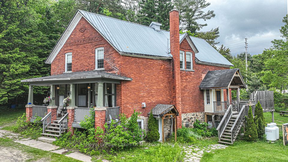 25 Township Hall