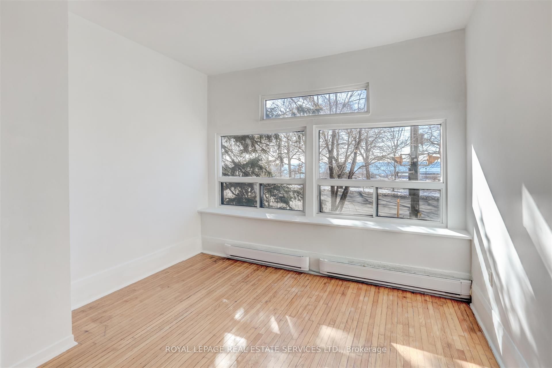 1530 King Street W, #101