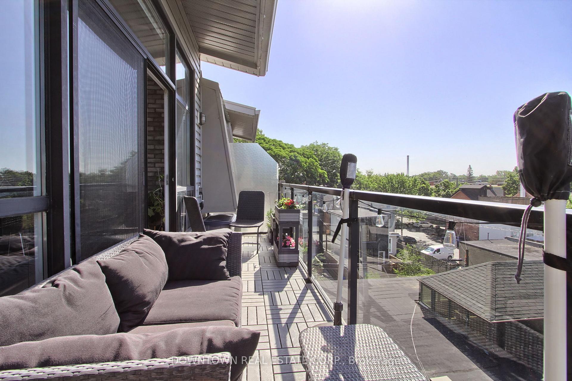 2 Bedrooms Condo at 53 Colgate, Toronto For sale