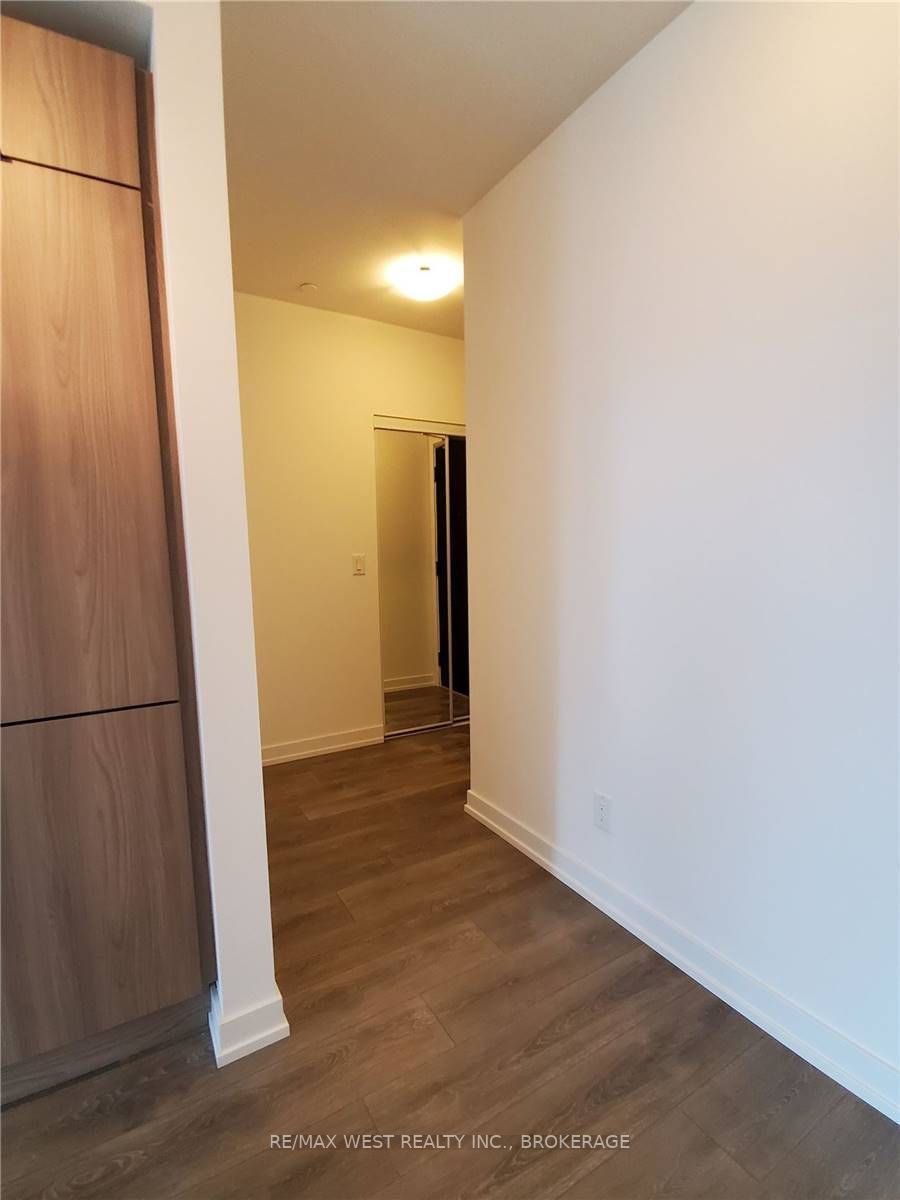 159 Wellesley Street 1501