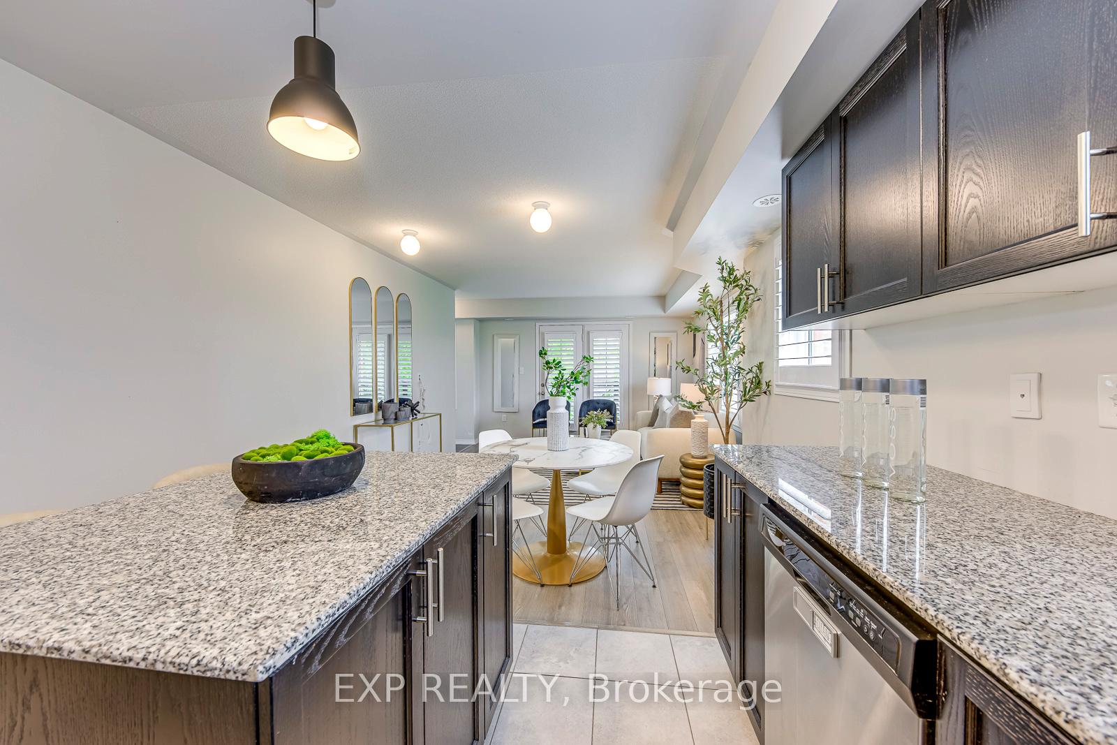 2 Bedrooms Condo at 2484 Post, Oakville For sale