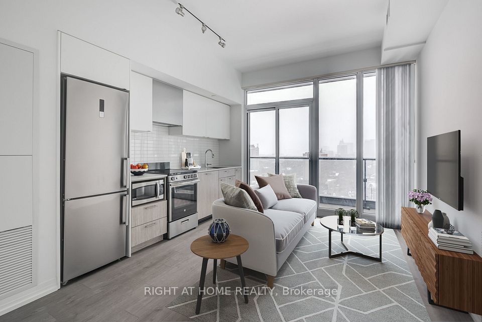 251 Jarvis