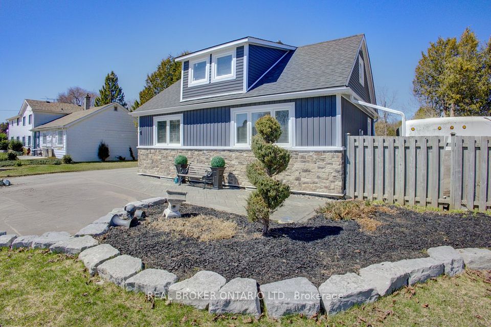 9488 WELLINGTON ROAD 124, Erin, ON N0B 1T0
