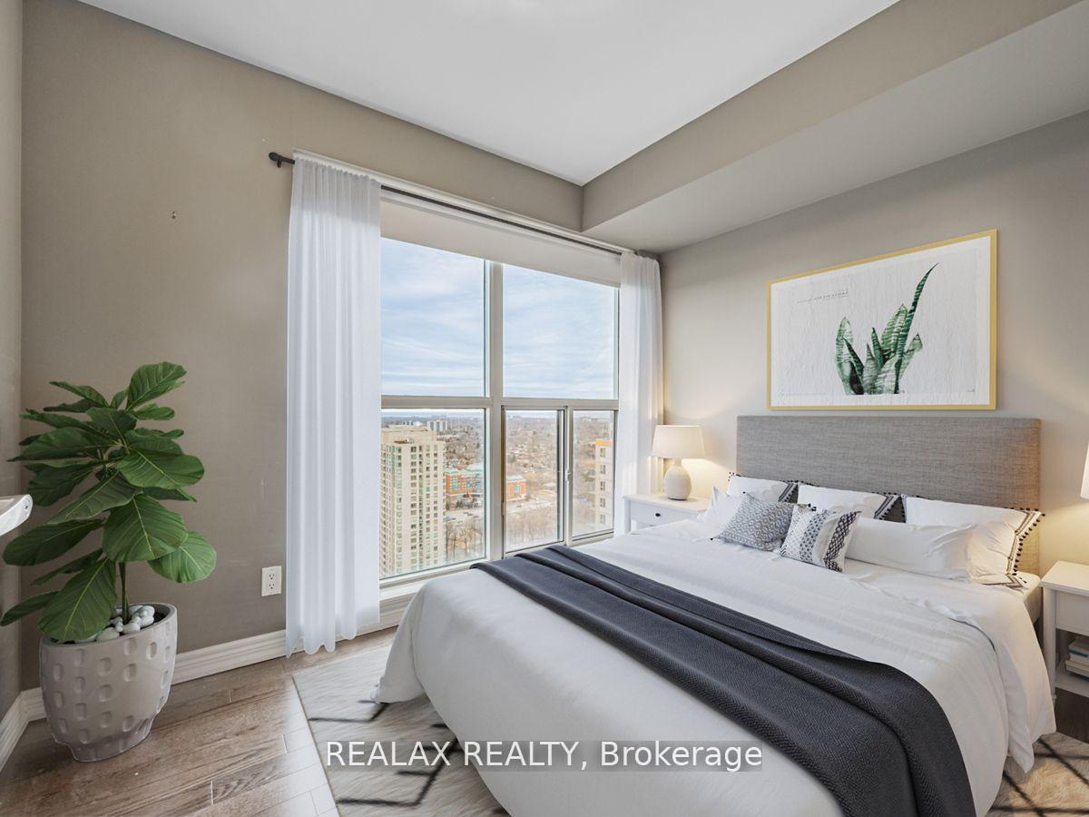 3 Bedrooms Condo at 70 Town Centre, Toronto For sale