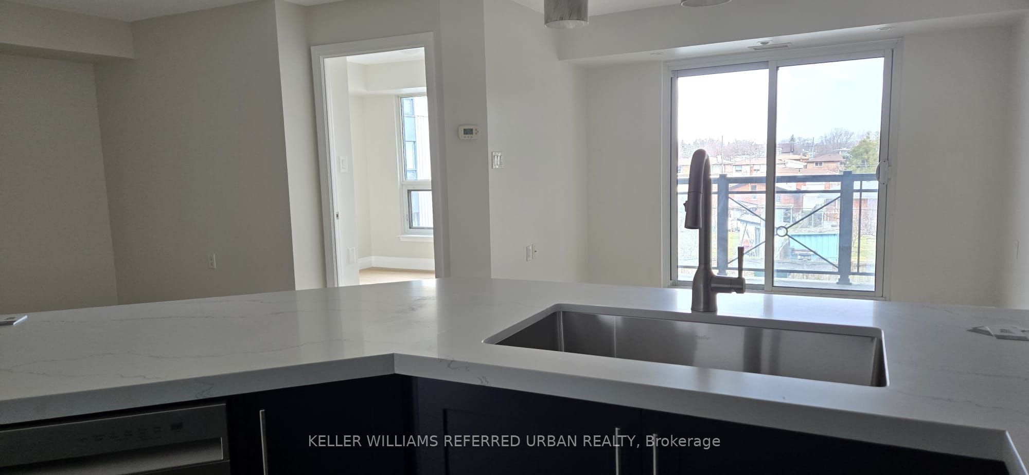872 Sheppard Avenue W, #318