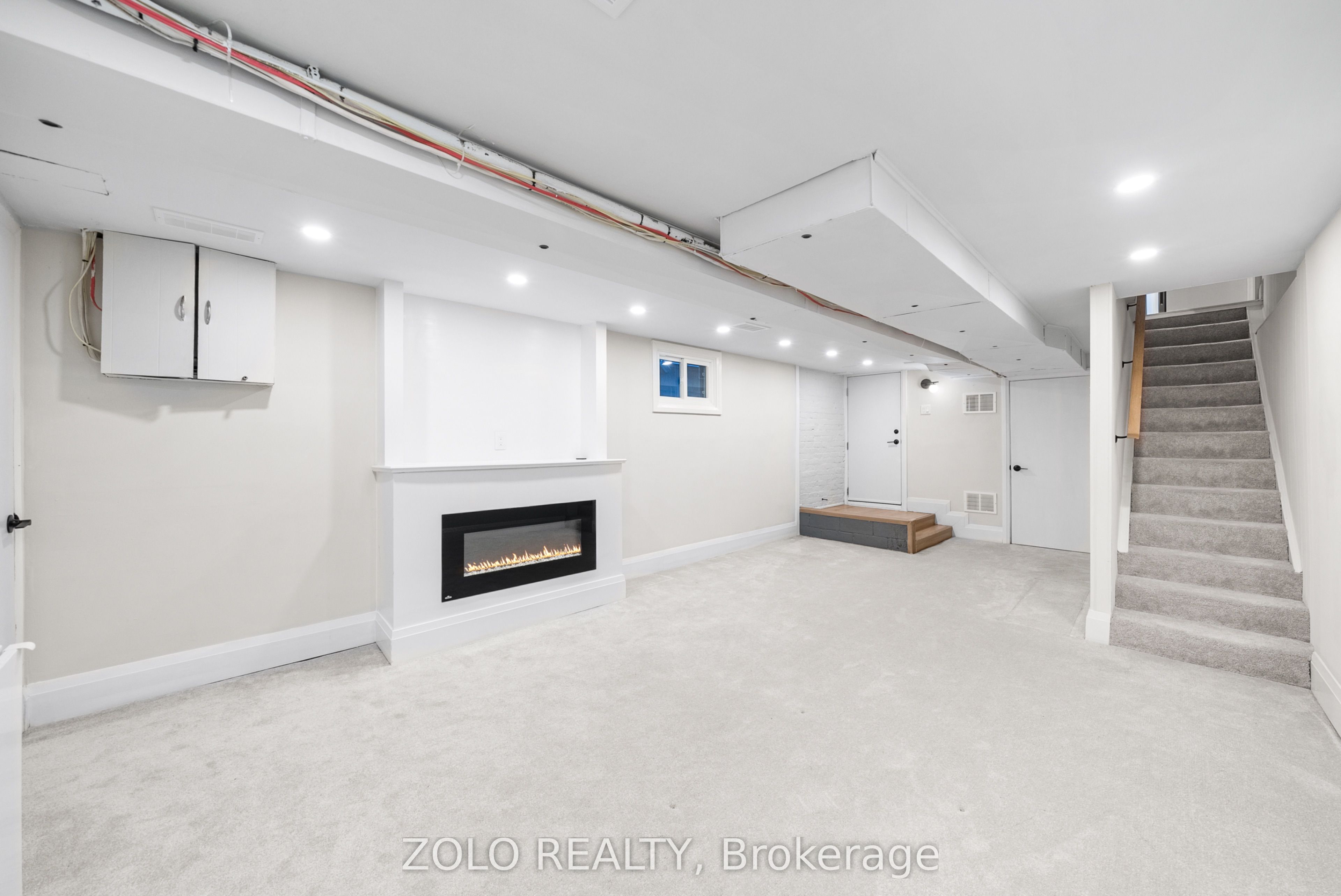 82 Bellwoods Avenue